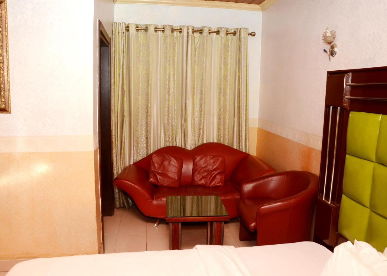 Terrace Green Hotels & Suite Lagos Extérieur photo